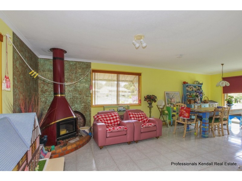 28 Tolima Drive, Tamborine Mountain QLD 4272