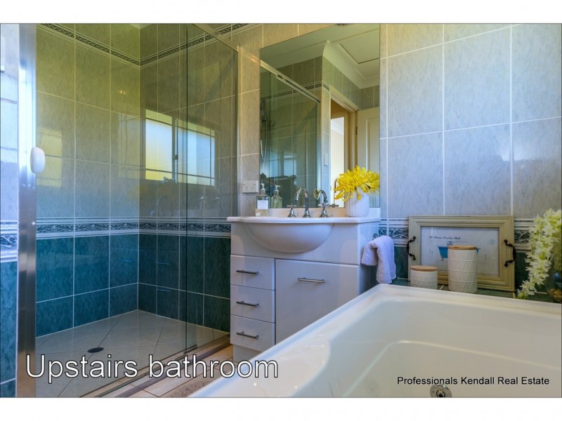 71 Coomera Gorge Drive, Tamborine Mountain QLD 4272