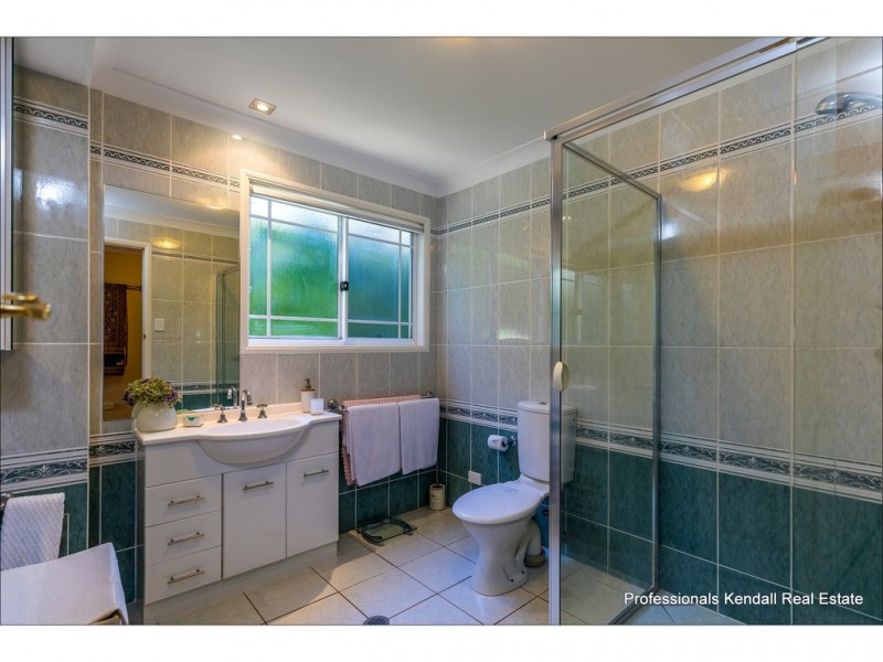 71 Coomera Gorge Drive, Tamborine Mountain QLD 4272