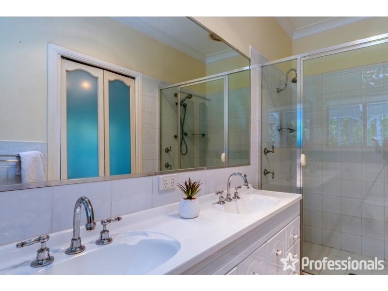 36-40 Huyber Lane, Tamborine Mountain QLD 4272