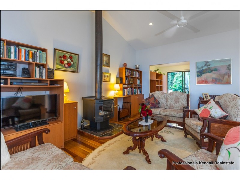 47 Coomera Gorge Drive, Tamborine Mountain QLD 4272