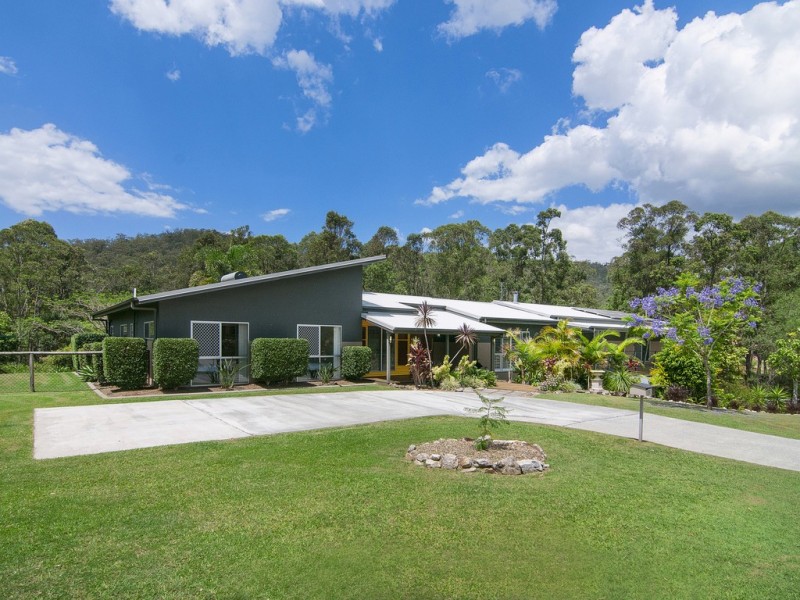 18 Nabberu Street, Maudsland QLD 4210