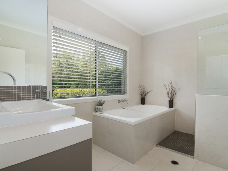 18 Nabberu Street, Maudsland QLD 4210
