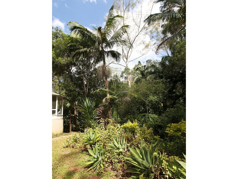 34 Kinabalu Drive, Tamborine Mountain QLD 4272