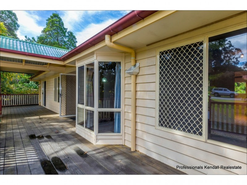 22 Tolima Drive, Tamborine Mountain QLD 4272