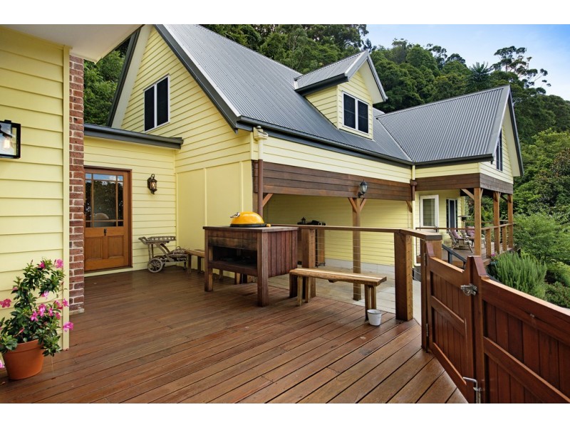 107 The Shelf Road, Tamborine Mountain QLD 4272