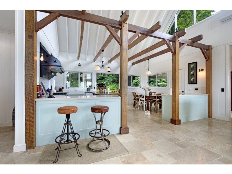 107 The Shelf Road, Tamborine Mountain QLD 4272