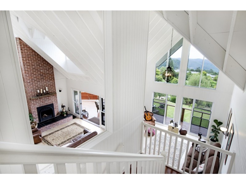 107 The Shelf Road, Tamborine Mountain QLD 4272
