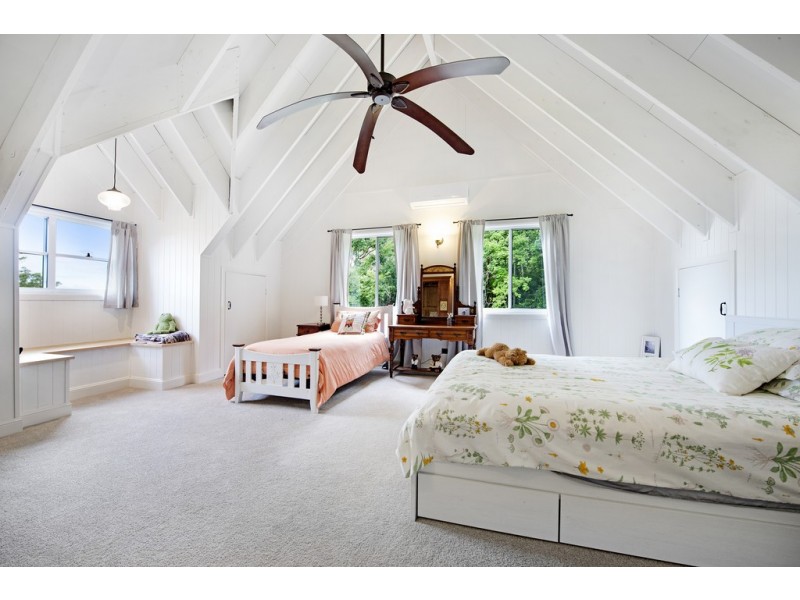 107 The Shelf Road, Tamborine Mountain QLD 4272