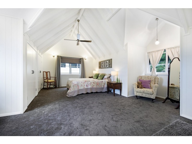 107 The Shelf Road, Tamborine Mountain QLD 4272