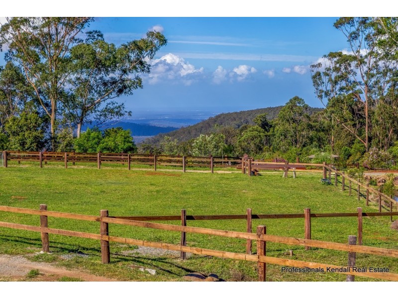 107 The Shelf Road, Tamborine Mountain QLD 4272