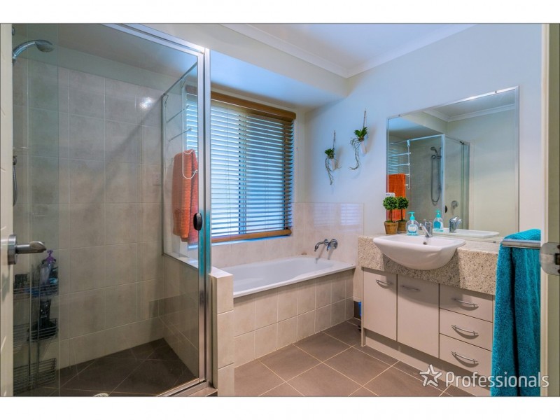 31 Long Road, Tamborine Mountain QLD 4272