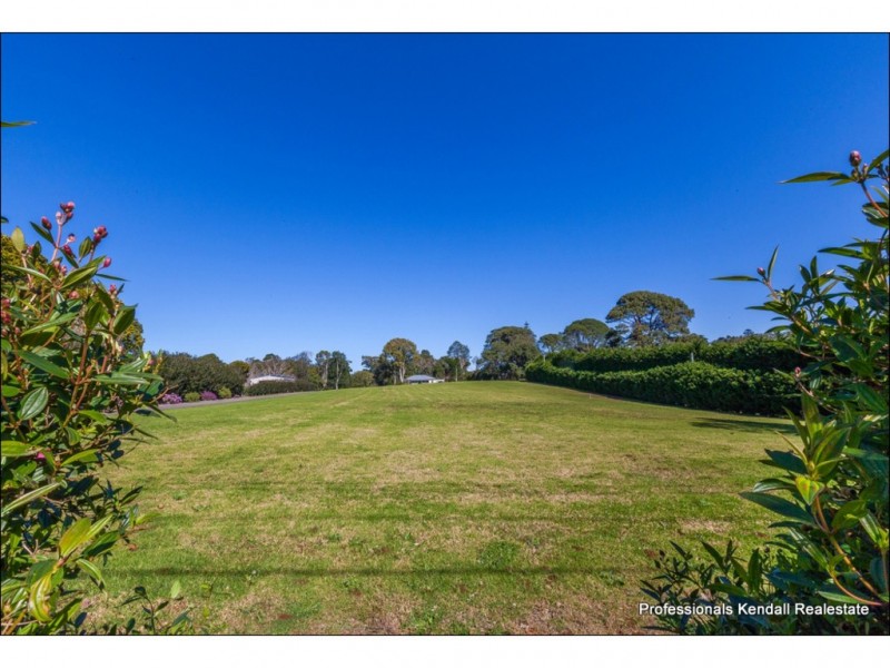 Lot 1/135 Eagle Heights Road, Tamborine Mountain QLD 4272