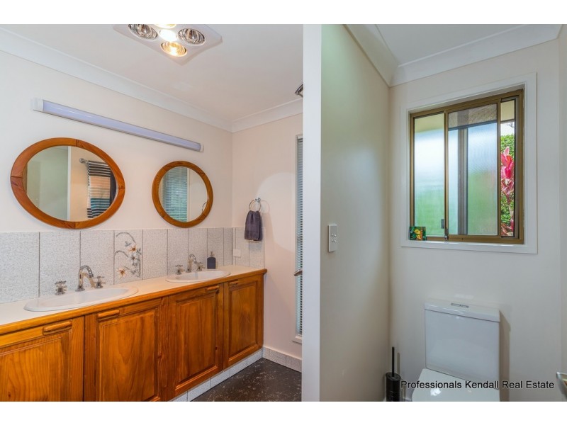 22-24 Coomera Gorge Drive, Tamborine Mountain QLD 4272