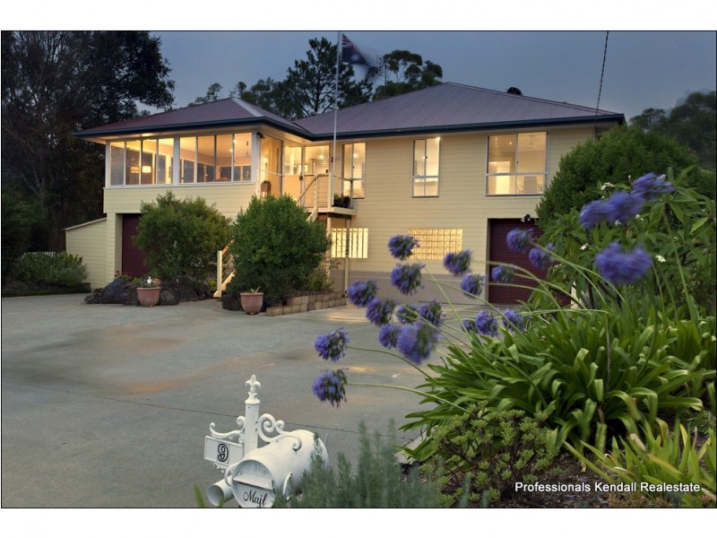 9 Saguaro Court, Tamborine Mountain QLD 4272