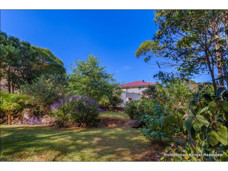 9 Saguaro Court, Tamborine Mountain QLD 4272