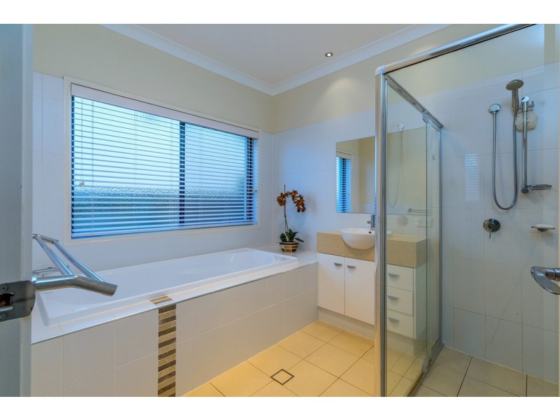 41-43 Cliff Way, Tamborine Mountain QLD 4272