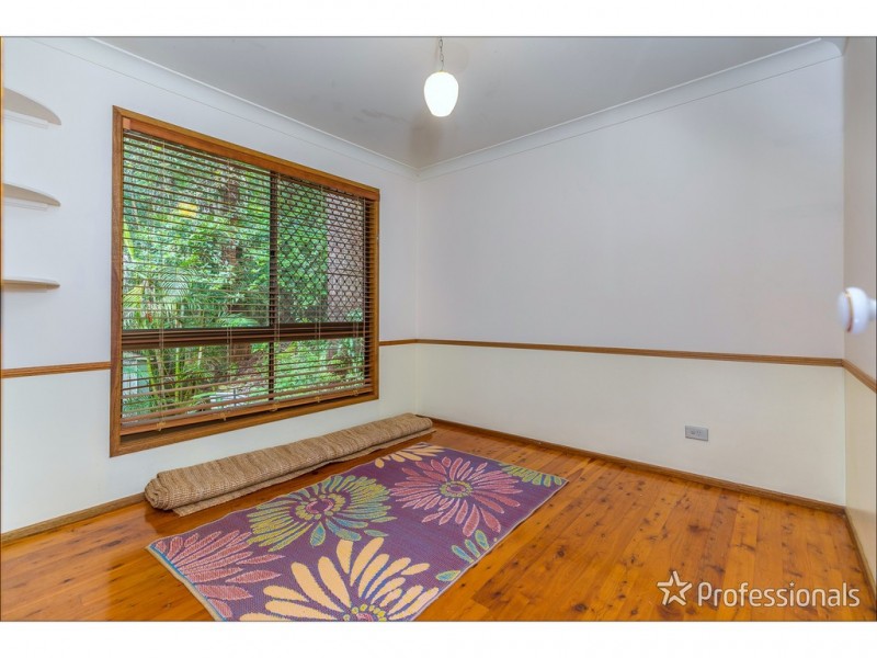 5 Kinabalu Drive, Tamborine Mountain QLD 4272