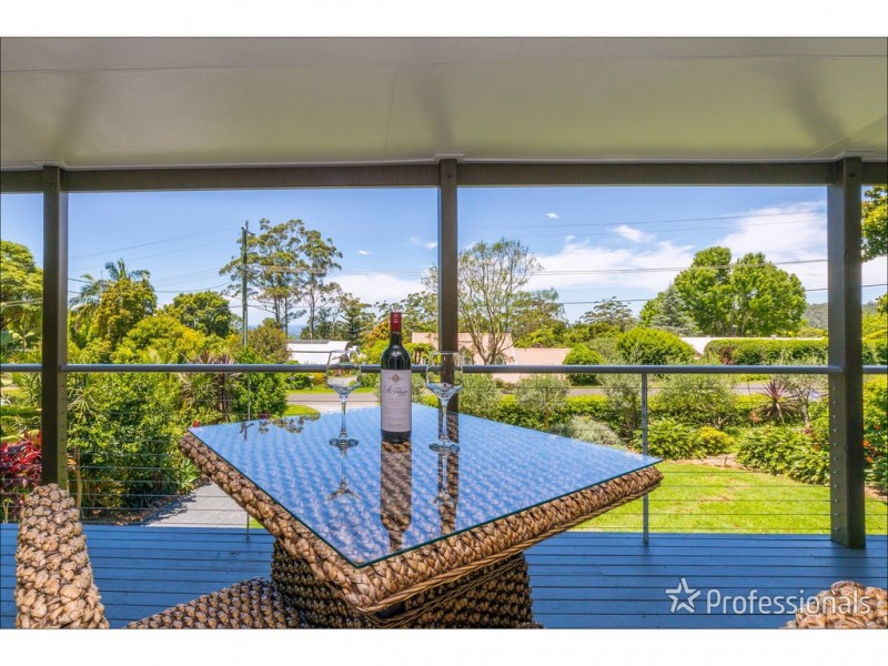 12 Carey Parade, Tamborine Mountain QLD 4272