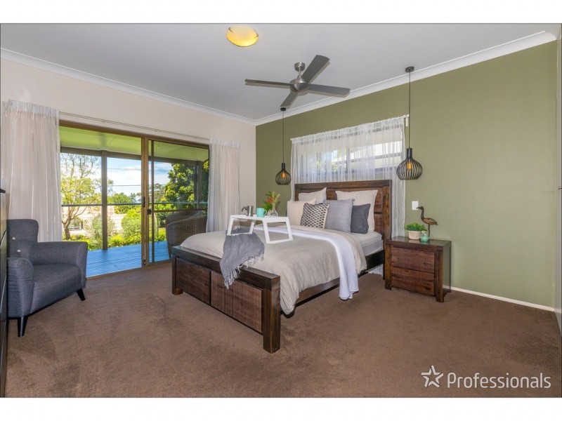 12 Carey Parade, Tamborine Mountain QLD 4272