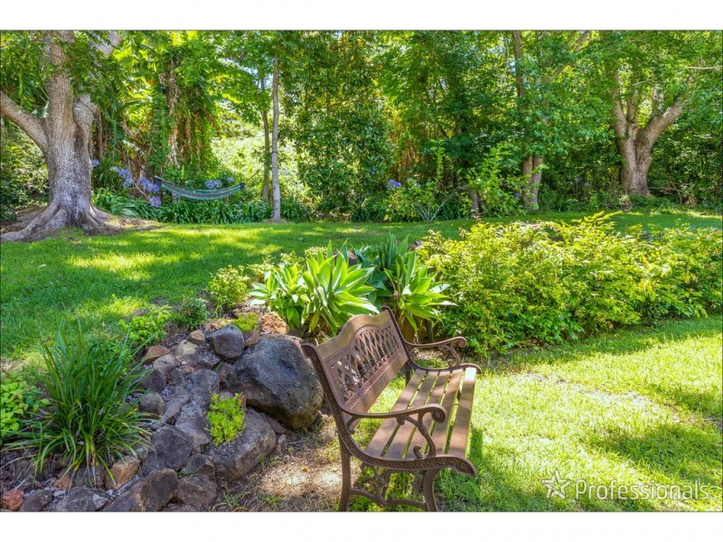 12 Carey Parade, Tamborine Mountain QLD 4272