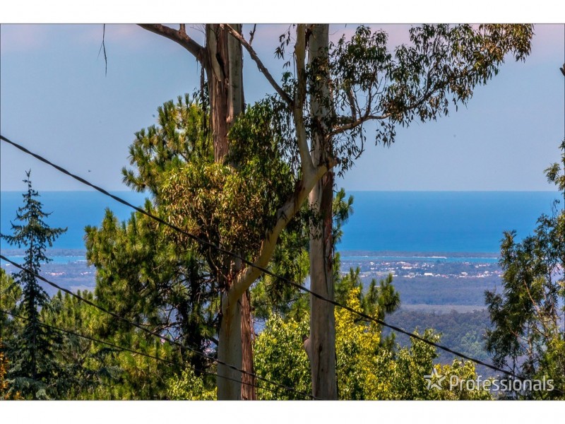 12 Carey Parade, Tamborine Mountain QLD 4272