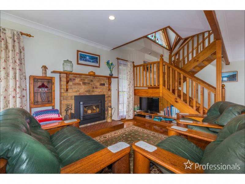 10 Magnetic Drive, Tamborine Mountain QLD 4272