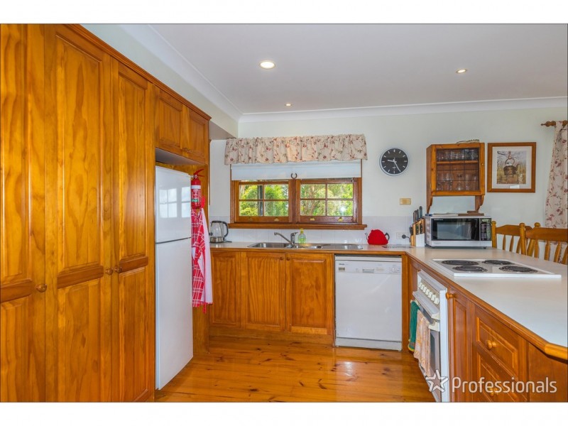 10 Magnetic Drive, Tamborine Mountain QLD 4272