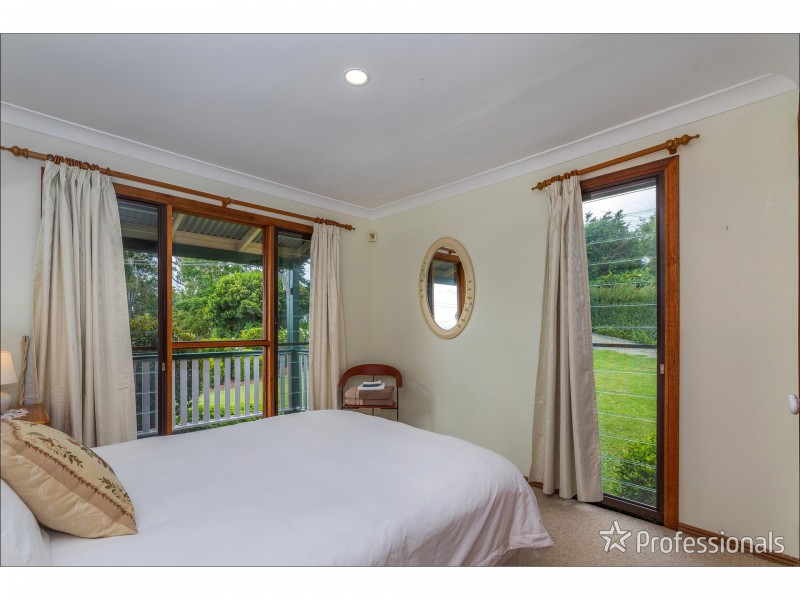10 Magnetic Drive, Tamborine Mountain QLD 4272