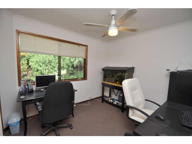 69 Kinabalu Drive, Tamborine Mountain QLD 4272