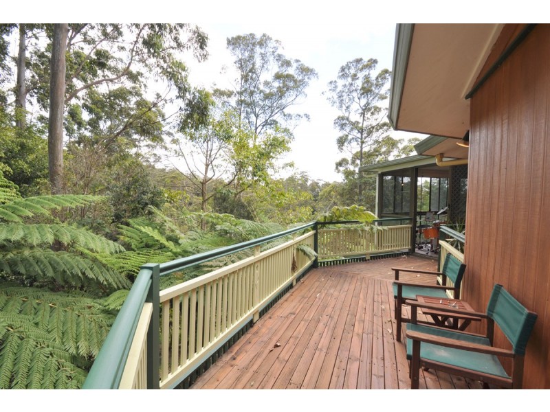 69 Kinabalu Drive, Tamborine Mountain QLD 4272