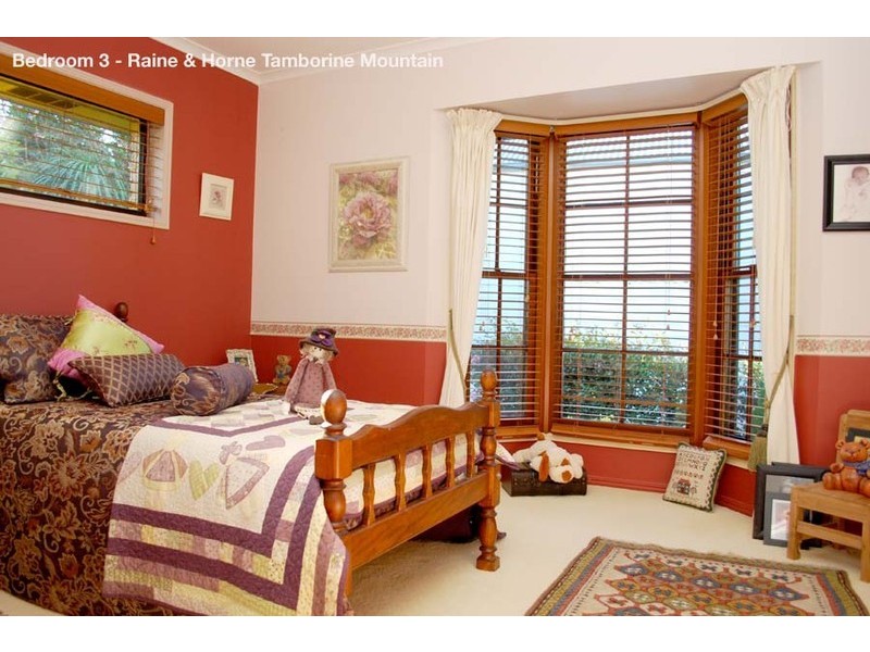 Eagle Heights QLD 4271