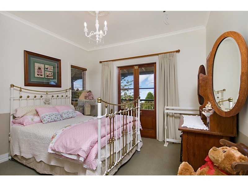 Eagle Heights QLD 4271