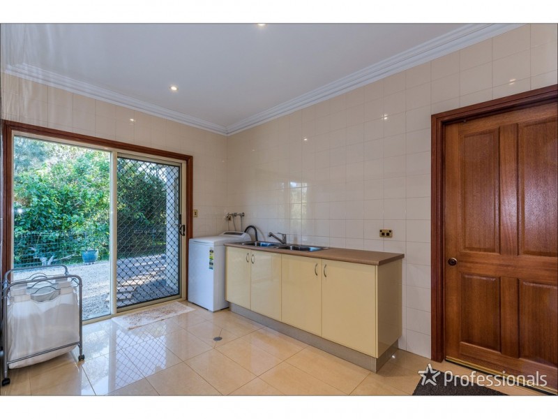 69-73 Benowa Street, Tamborine Mountain QLD 4272