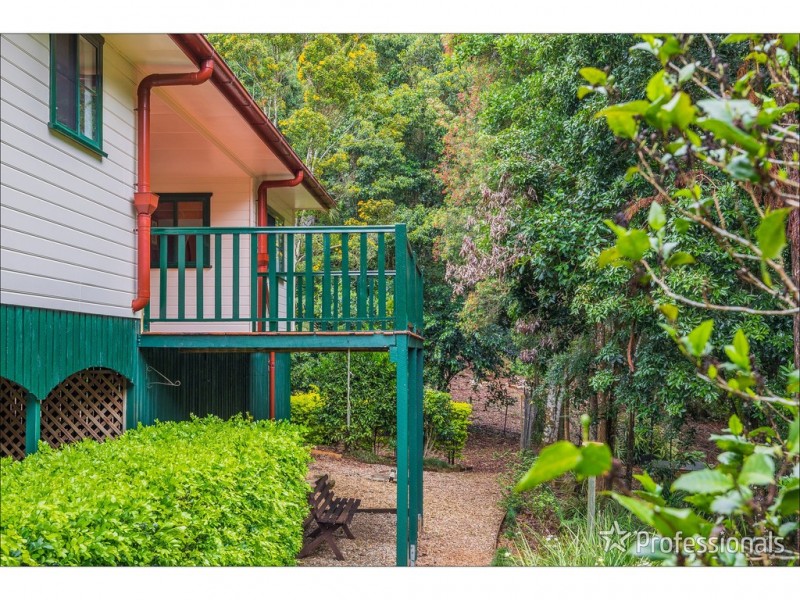 42 Dapsang Drive, Tamborine Mountain QLD 4272