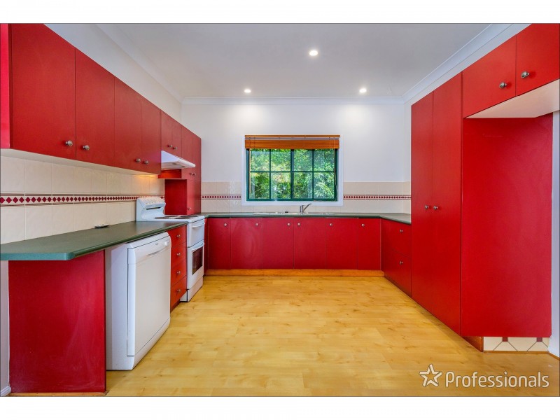 42 Dapsang Drive, Tamborine Mountain QLD 4272