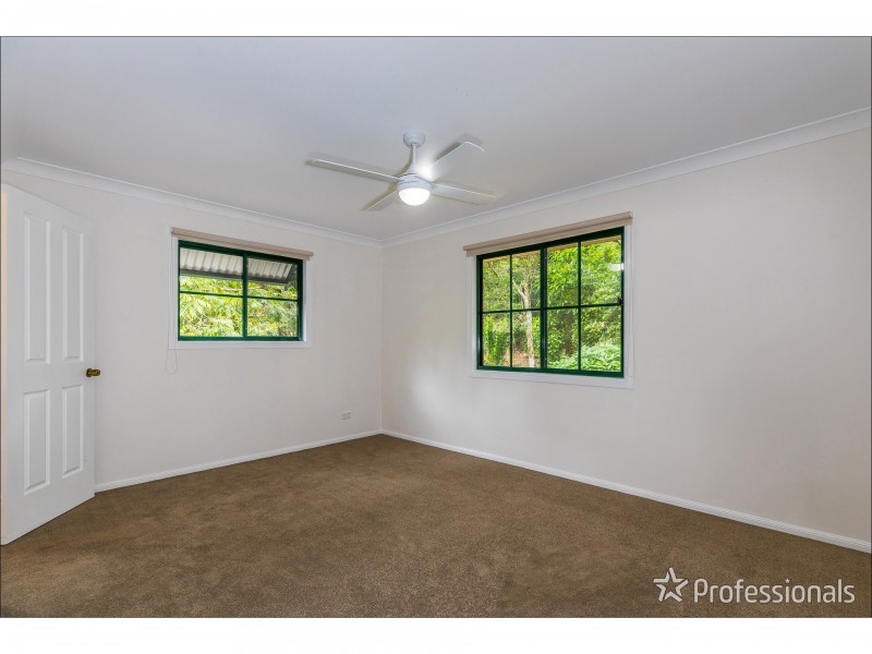 42 Dapsang Drive, Tamborine Mountain QLD 4272