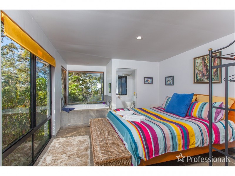 387 Henri Robert Drive, Tamborine Mountain QLD 4272