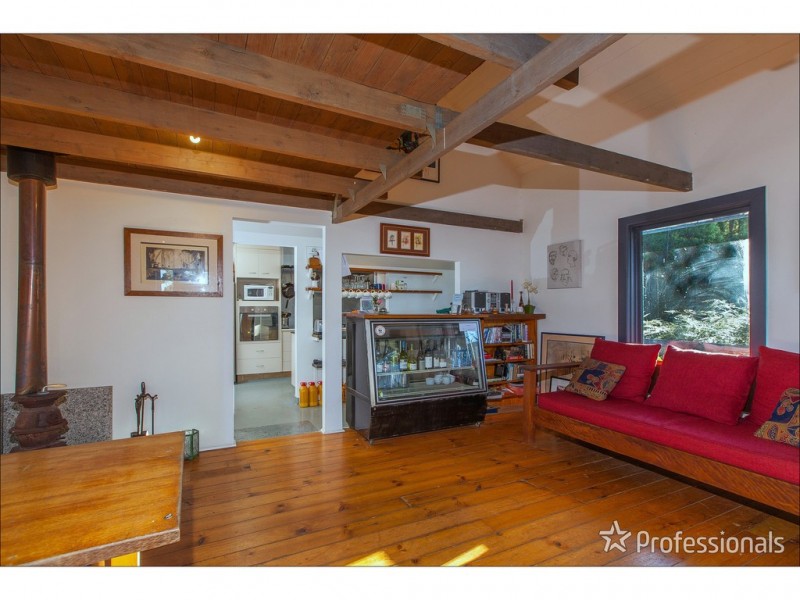 387 Henri Robert Drive, Tamborine Mountain QLD 4272