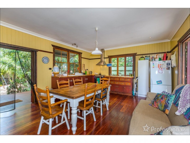 26 Yuulong Road, Tamborine Mountain QLD 4272