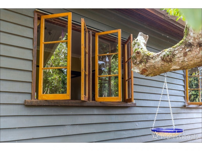 26 Yuulong Road, Tamborine Mountain QLD 4272