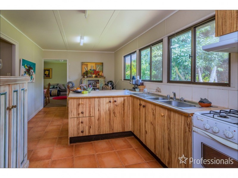 26 Yuulong Road, Tamborine Mountain QLD 4272
