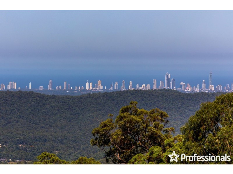 8-10 Flores Court, Tamborine Mountain QLD 4272