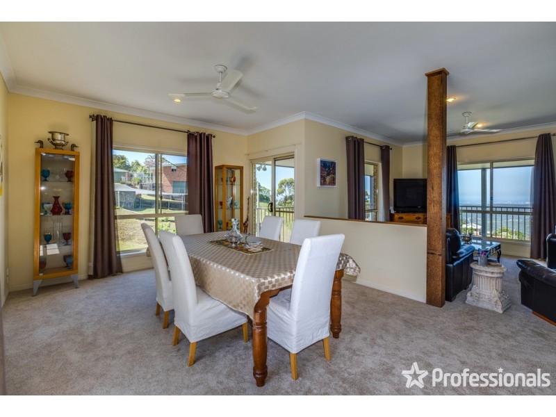 8-10 Flores Court, Tamborine Mountain QLD 4272