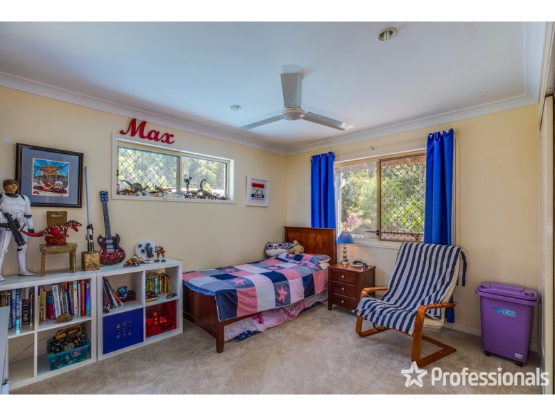 8-10 Flores Court, Tamborine Mountain QLD 4272