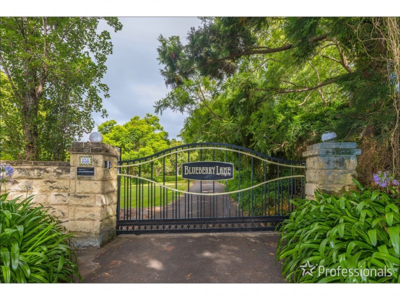 258-260 Long Road, Tamborine Mountain QLD 4272