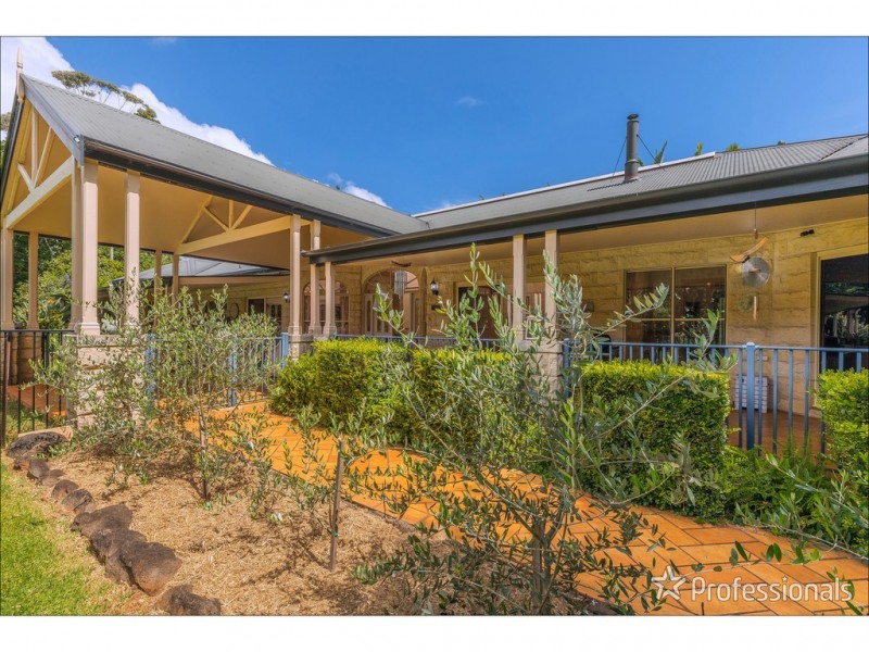 258-260 Long Road, Tamborine Mountain QLD 4272