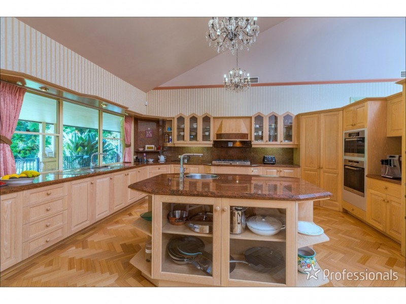 258-260 Long Road, Tamborine Mountain QLD 4272