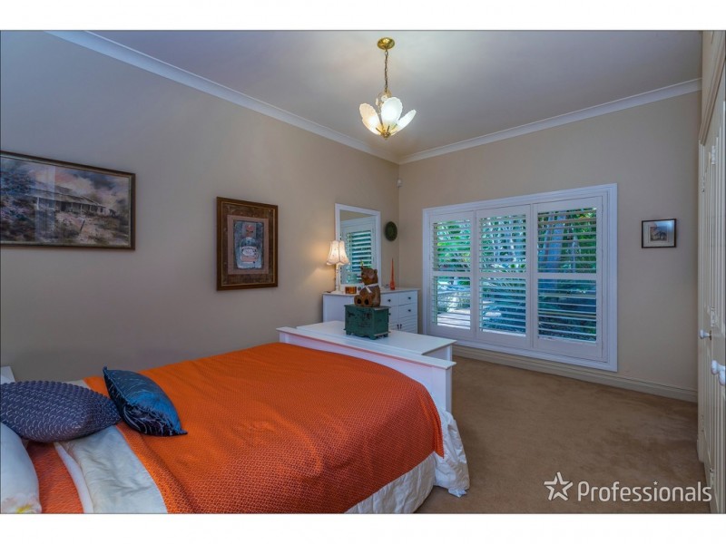 258-260 Long Road, Tamborine Mountain QLD 4272