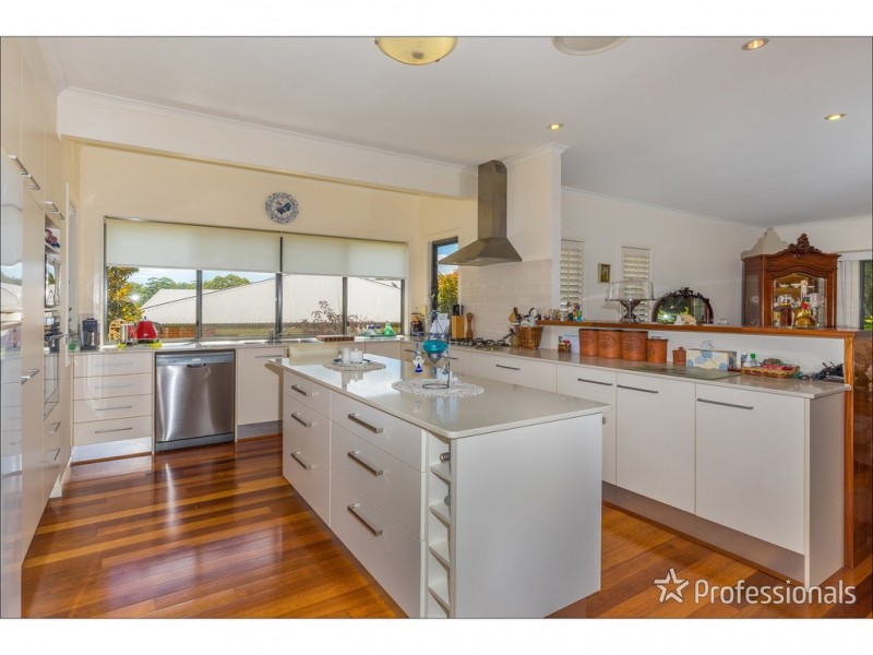 UNIT 31 27-29 Capo Lane, Tamborine Mountain QLD 4272